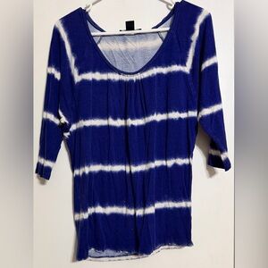 White House Black Market Navy and White 3/4 Sleeve Top